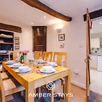 Sunny Side Barn In North Yorkshire By Amber Perfect For Big Groups And Leisure Stays, Sleep 8 And Parking