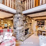 Sunny Side Barn In North Yorkshire By Amber Perfect For Big Groups And Leisure Stays, Sleep 8 And Parking * Cracoe