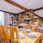 Holiday home Sunny Side Barn In North Yorkshire By Amber Perfect For Big Groups And Leisure Stays, Sleep 8 And Parking *