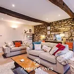Sunny Side Barn In North Yorkshire By Amber Perfect For Big Groups And Leisure Stays, Sleep 8 And Parking * Cracoe