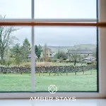 Holiday home Sunny Side Barn In North Yorkshire By Amber Perfect For Big Groups And Leisure Stays, Sleep 8 And Parking Cracoe