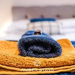 Sunny Side Barn In North Yorkshire By Amber Perfect For Big Groups And Leisure Stays, Sleep 8 And Parking Holiday home *
