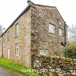 Sunny Side Barn In North Yorkshire By Amber Perfect For Big Groups And Leisure Stays, Sleep 8 And Parking Cracoe
