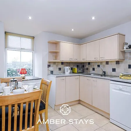 Sunny Side Barn In North Yorkshire By Amber Perfect For Big Groups And Leisure Stays, Sleep 8 And Parking Holiday home Cracoe