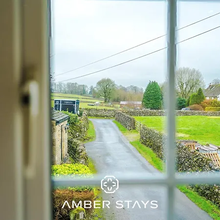 Sunny Side Barn In North Yorkshire By Amber Perfect For Big Groups And Leisure Stays, Sleep 8 And Parking