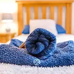 Sunny Side Barn In North Yorkshire By Amber Perfect For Big Groups And Leisure Stays, Sleep 8 And Parking *