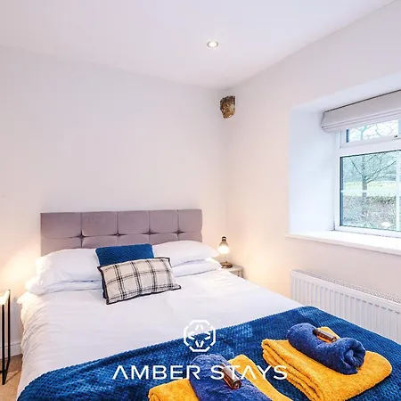 Holiday home Sunny Side Barn In North Yorkshire By Amber Perfect For Big Groups And Leisure Stays, Sleep 8 And Parking Cracoe