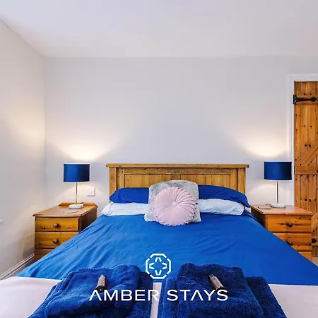 Sunny Side Barn In North Yorkshire By Amber Perfect For Big Groups And Leisure Stays, Sleep 8 And Parking Holiday home