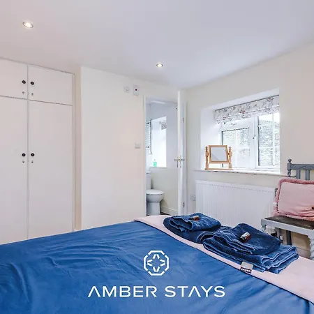 Sunny Side Barn In North Yorkshire By Amber Perfect For Big Groups And Leisure Stays, Sleep 8 And Parking *