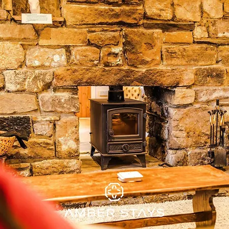 Sunny Side Barn In North Yorkshire By Amber Perfect For Big Groups And Leisure Stays, Sleep 8 And Parking 度假居 Cracoe